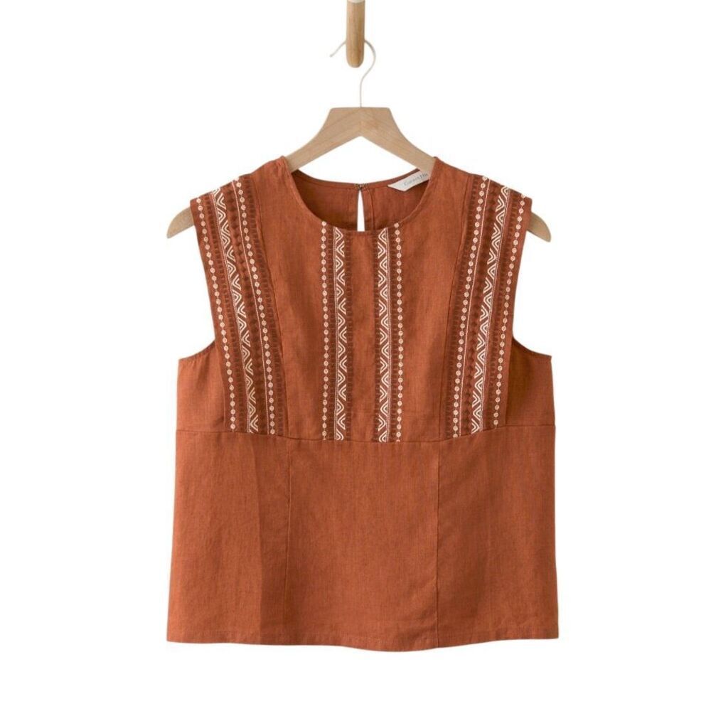 Garnet hill Magnolia Linen Top embroidered relaxed boxy fit large - Picture 3 of 12